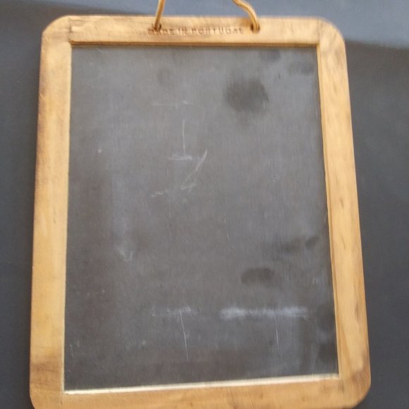 Vintage artist signed Loran Percy Lighthouse theme Painting on a School Slate - Picture 3 of 15